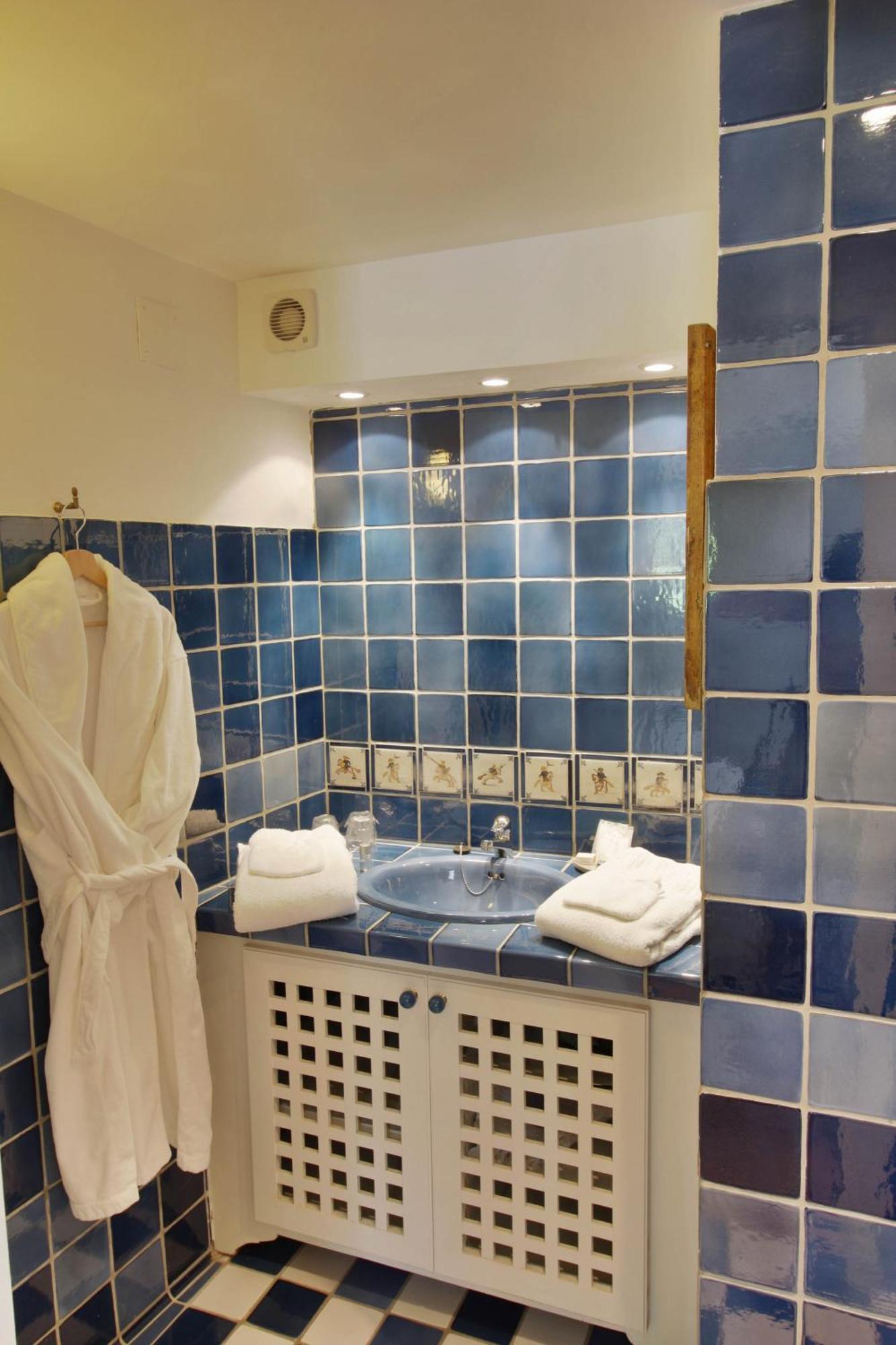 Bed and Breakfast Le Moulin En Provence Saint-Antonin-sur-Bayon Habitación foto